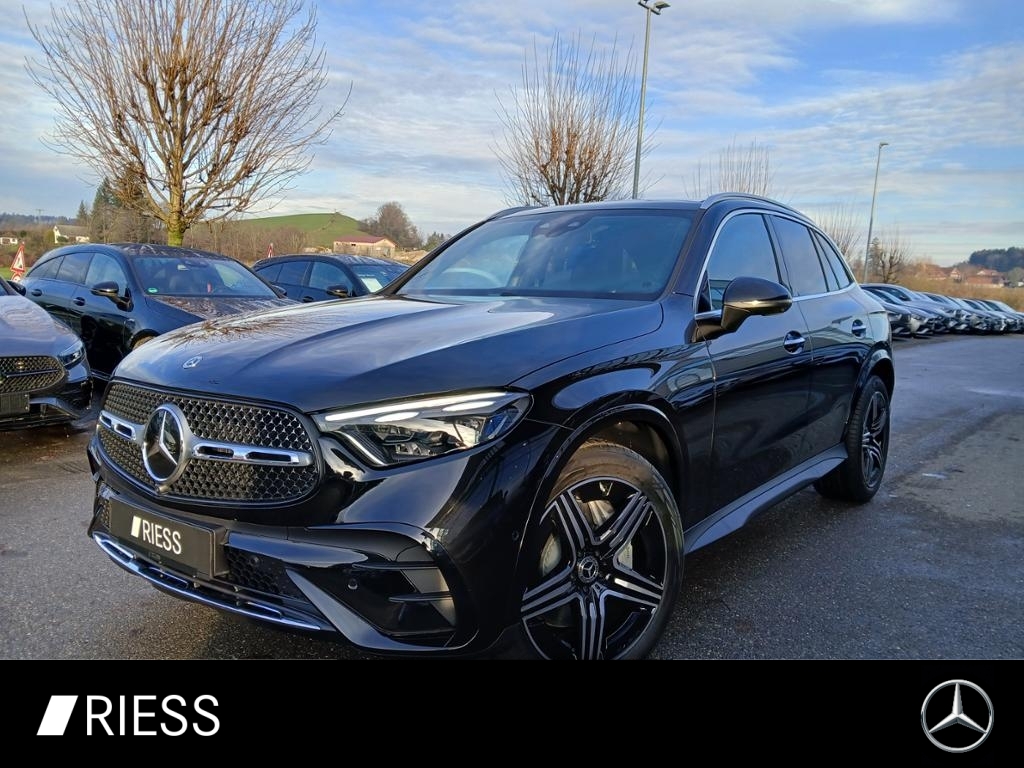 Mercedes-Benz GLC 200 AMG+PANO+AHK+DISTR+KEYL+360°+DIGI LIGHT+