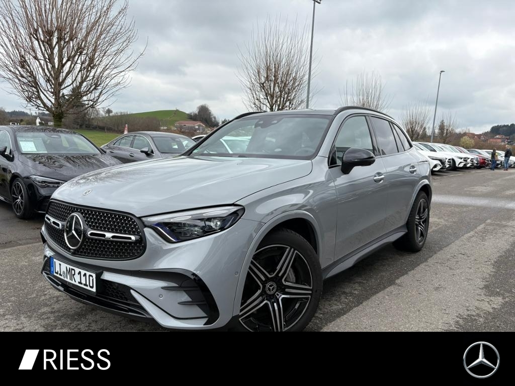 Mercedes-Benz GLC 300 AMG+PANO+AHK+HUD+DISTR+KEYL+BURM+DIGI L+