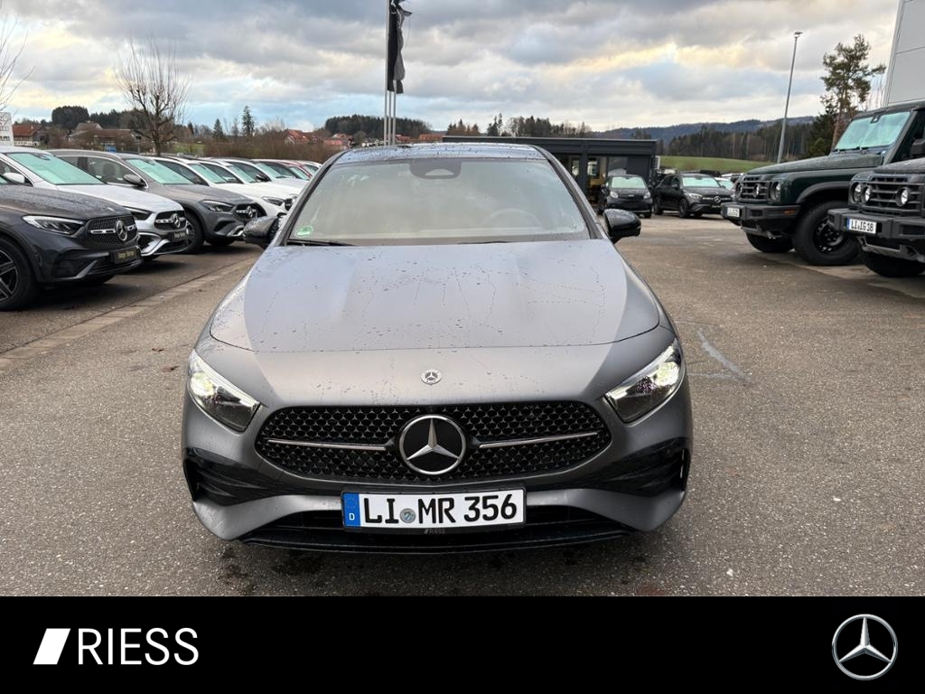 Mercedes-Benz A 200 AMG+PANO+AHK+DISTR+HUD+MULTIBEAM+KEYL+360°