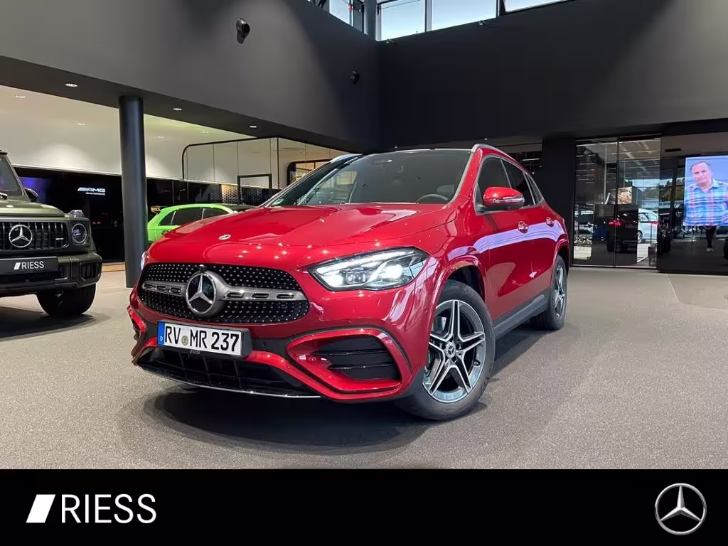 Mercedes-Benz GLA 250 e AMG+PANO+AHK+MULTIBEAM+KEYL+DISTR+360°