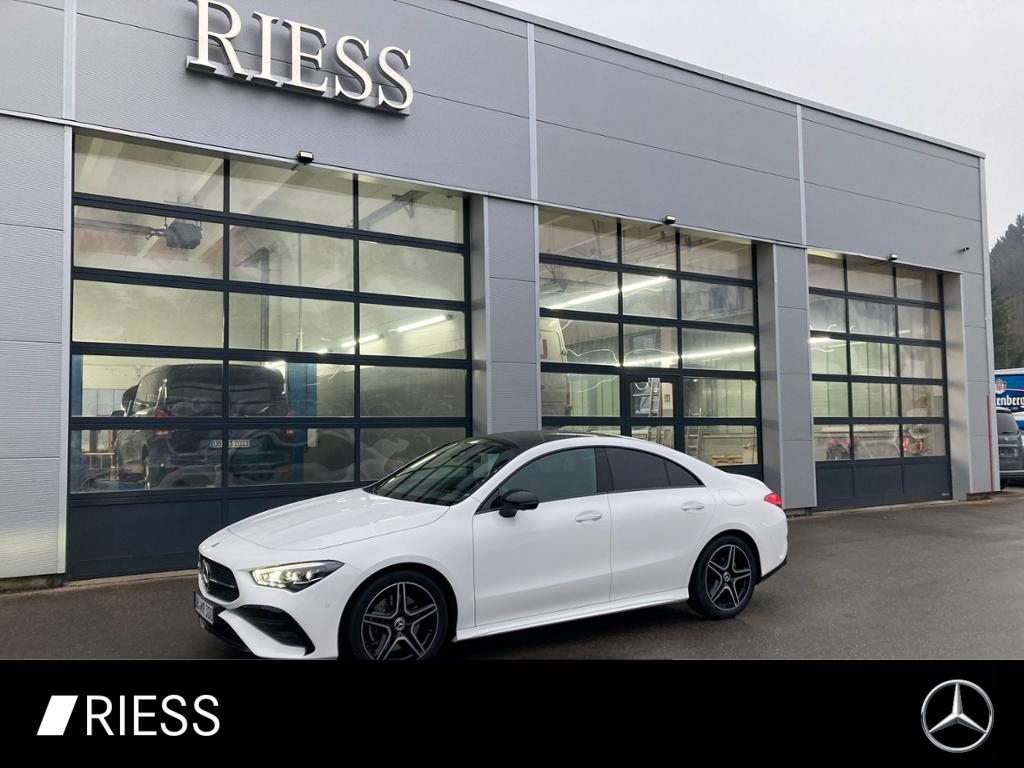 Mercedes-Benz CLA 220 4M AMG+AHK+PANO+DISTRONIC+360°+MULTIBEAM