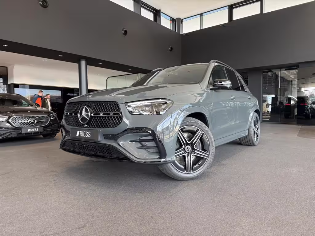 Mercedes-Benz GLE 450 d AMG+PANO+HUD+STDHZG+AHK+AIRMATIC+DISTR