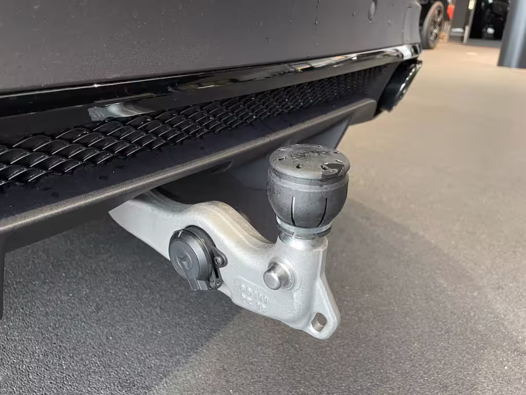 Mercedes-Benz GLE 53 AMG HYBRID PANO+AHK+HUD+DISTRONIC+MULTIB+ GLE 53 AMG - Bild 18