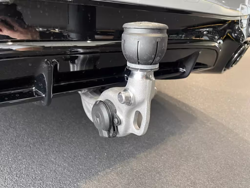 Mercedes-Benz E 53 AMG HYBRID PANO+AHK+HUD+SUPERSCREEN+DISTR+ - Bild 17