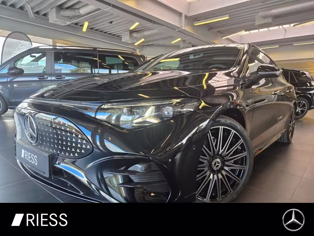 Mercedes-Benz CLA 350 4MATIC mit EQ Technologie HUD WPumpe LM