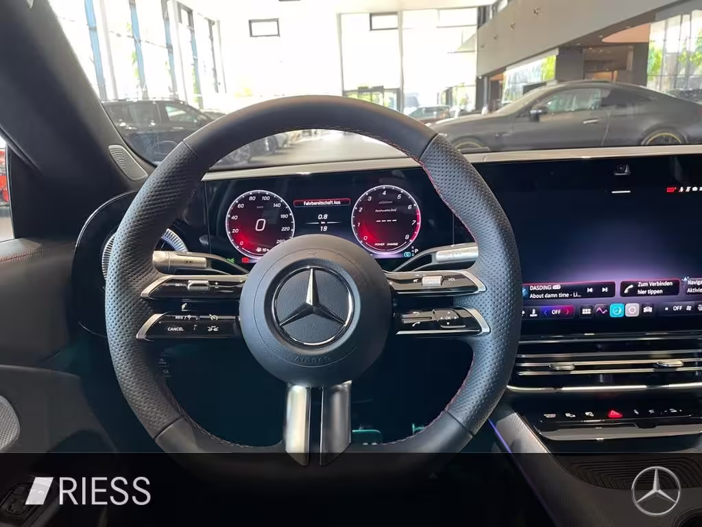 Mercedes-Benz CLA 180 NEU+C178+AMG+DISTR+KEYL+MULTIBEAM+TOTWKL CLA 180 - Bild 14