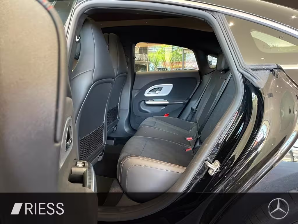 Mercedes-Benz CLA 180 NEU+C178+AMG+DISTR+KEYL+MULTIBEAM+TOTWKL CLA 180 - Bild 5