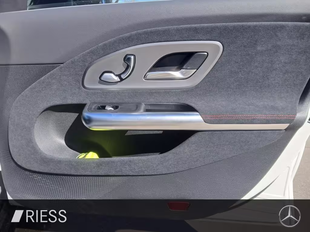 Mercedes-Benz CLA 200 4MATIC AHK AUT DynLicht Fernlichtass. LM CLA 200 - Bild 11