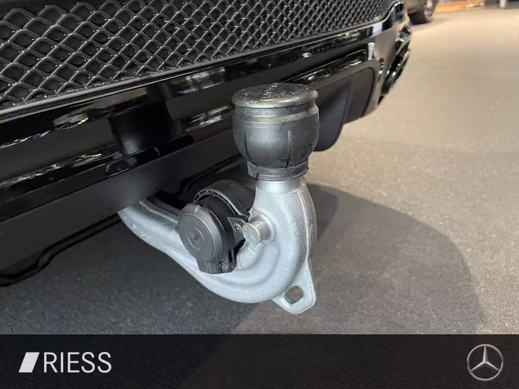 Mercedes-Benz GLB 180 AMG+PANO+AHK+DISTRONIC+TOTWKL+KEYL+360°+ - Bild 17