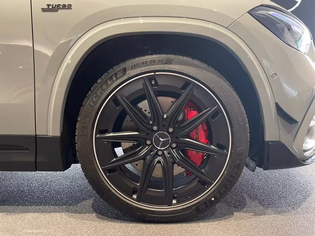 Mercedes-Benz AMG GLA 45 S 4MATIC+ 360 ACC AUT DynLicht HUD LM - Bild 9