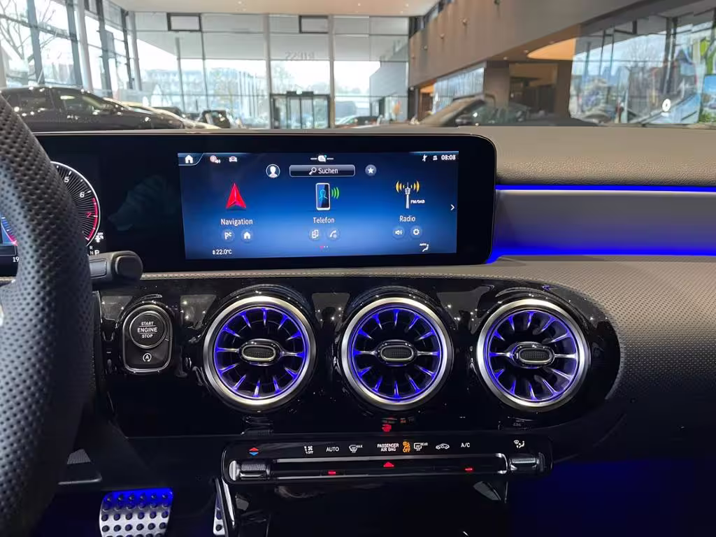 Mercedes-Benz A 180 Kompaktlimousine 360 AHK AUT DynLicht Kam. - Bild 15