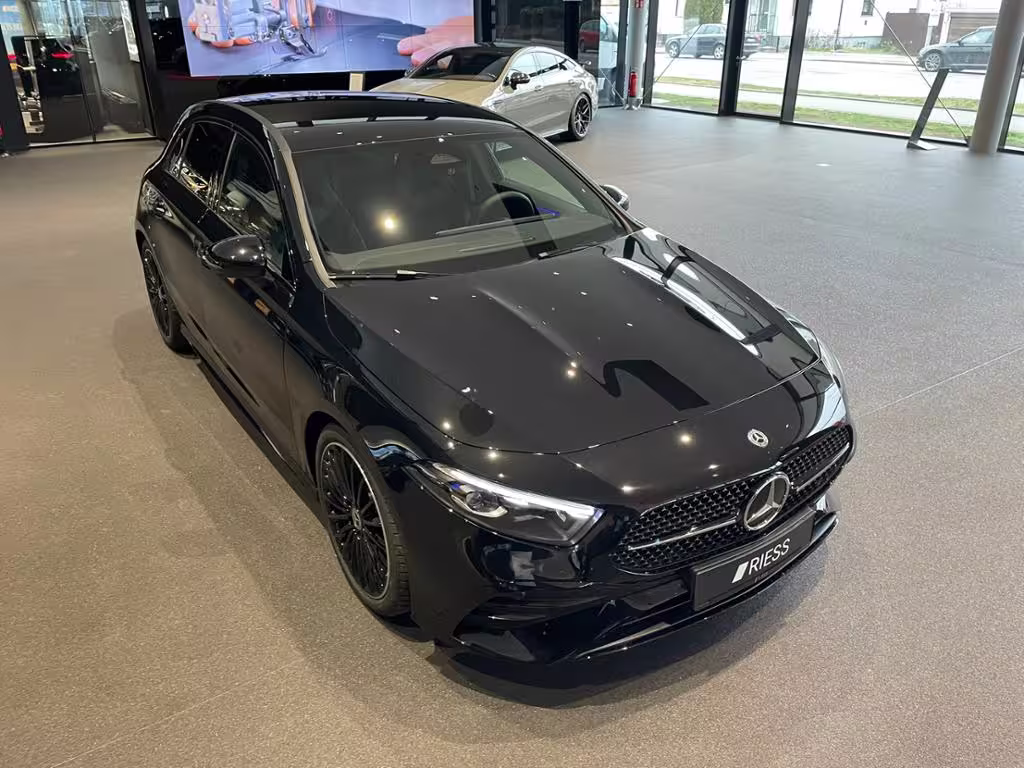 Mercedes-Benz A 180 Kompaktlimousine 360 AHK AUT DynLicht Kam. - Bild 8