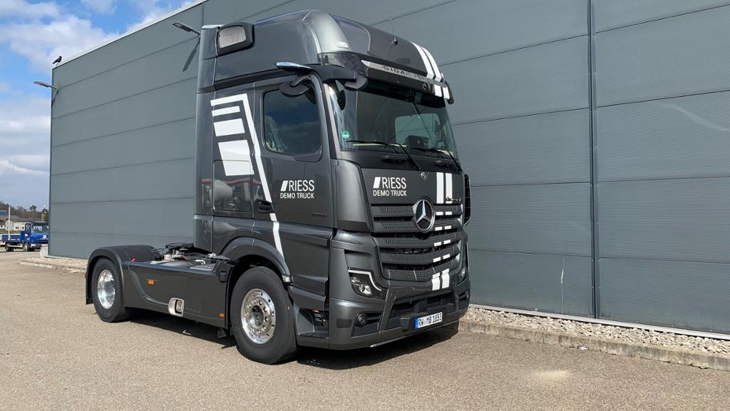 Mercedes-Benz Actros 1853 LS