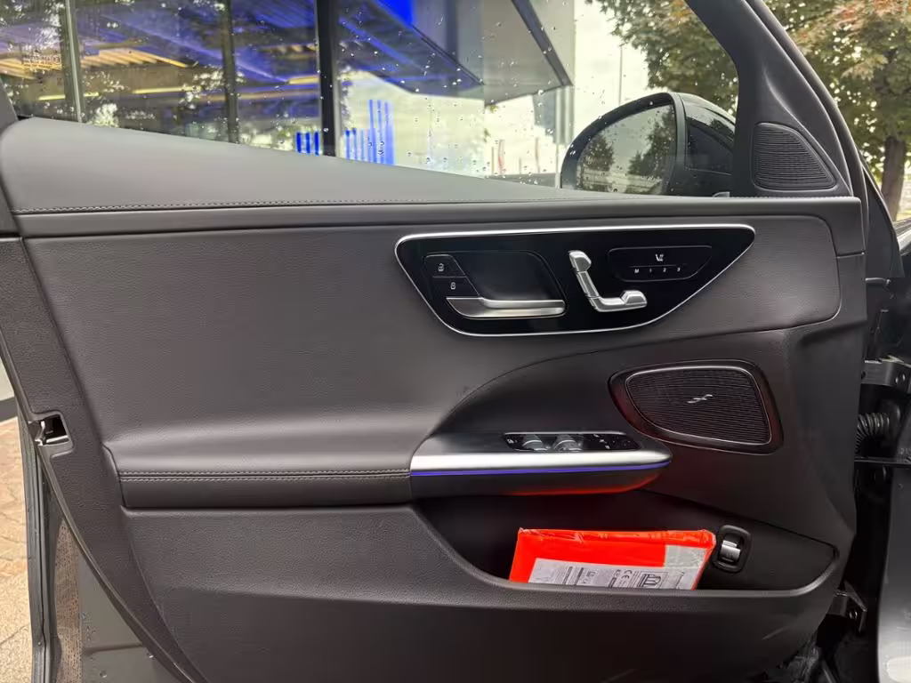 Mercedes-Benz C 220 d 4M T AMG+AHK+PANO+360°+DISTR+19+MEMORY+ C 220 - Bild 4