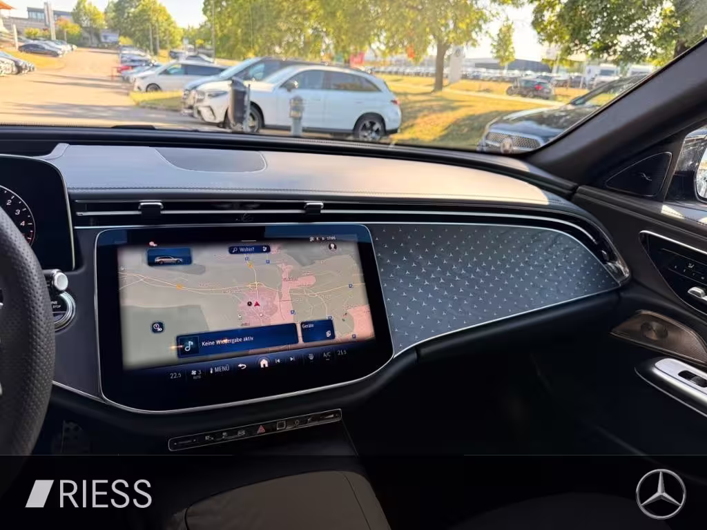 Mercedes-Benz E 300 de 4M T EQ Hybrid AMG+AHK+PANO+BURM4D+HUD+ E 300 - Bild 14