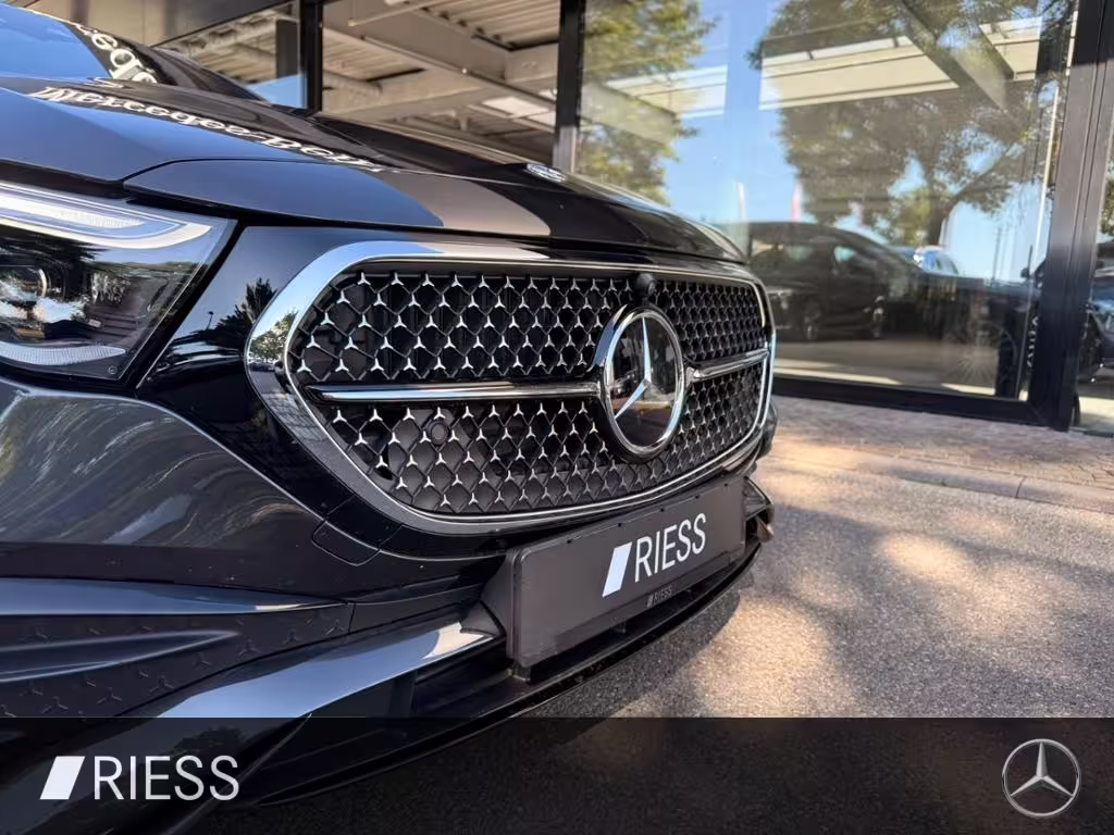 Mercedes-Benz E 300 de 4M T EQ Hybrid AMG+AHK+PANO+BURM4D+HUD+ E 300 - Bild 19