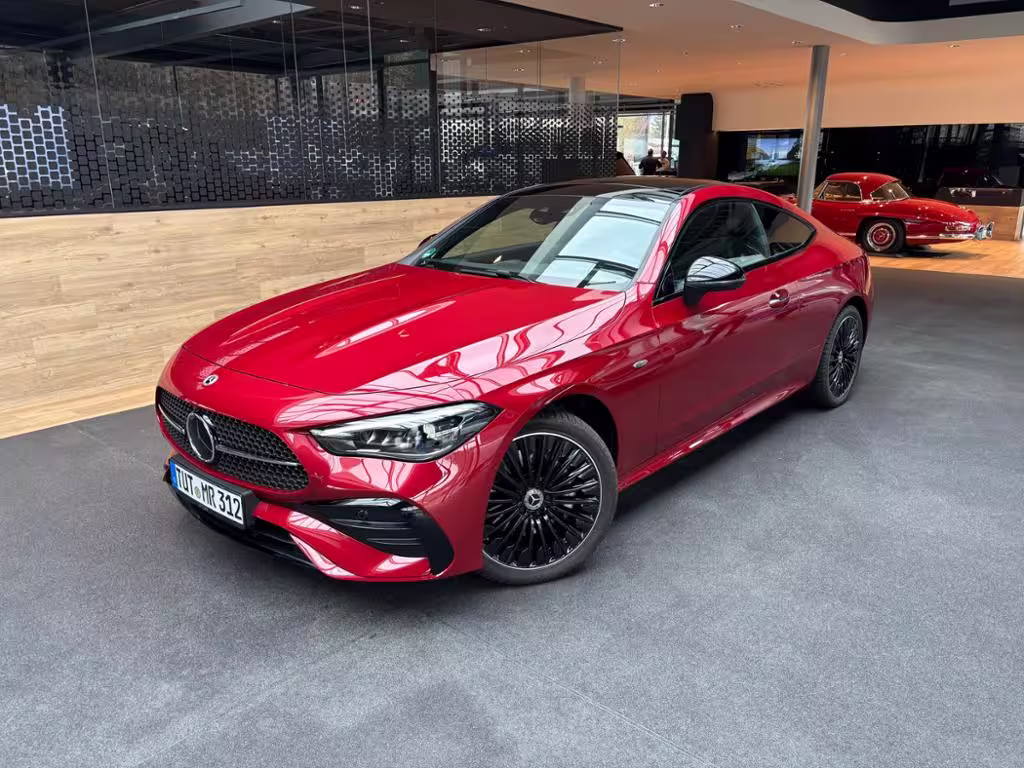 Mercedes-Benz CLE 300 e mit EQ Hybrid Technologie 360 ACC AHK