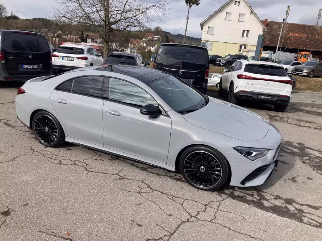 Mercedes-Benz CLA 200 d Coupé AMG+AHK+PANO+KEYL+DISTRO+STDHZG+ CLA 200 - Bild 4