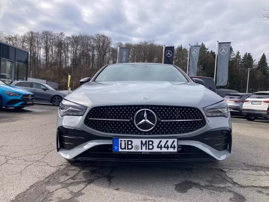 Mercedes-Benz CLA 200 d Coupé AMG+AHK+PANO+KEYL+DISTRO+STDHZG+ CLA 200 - Bild 8