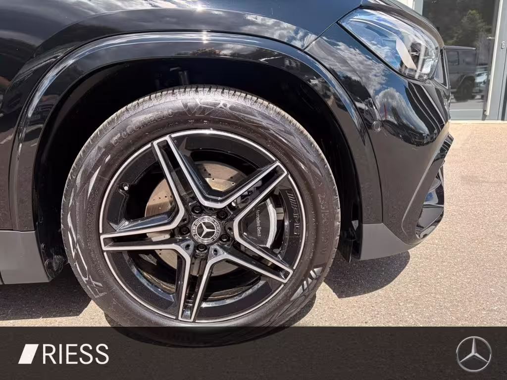 Mercedes-Benz GLA 200 AMG+AHK+19+MULTIBEAM+360°+HANDS-FREE+ GLA 200 - Bild 8