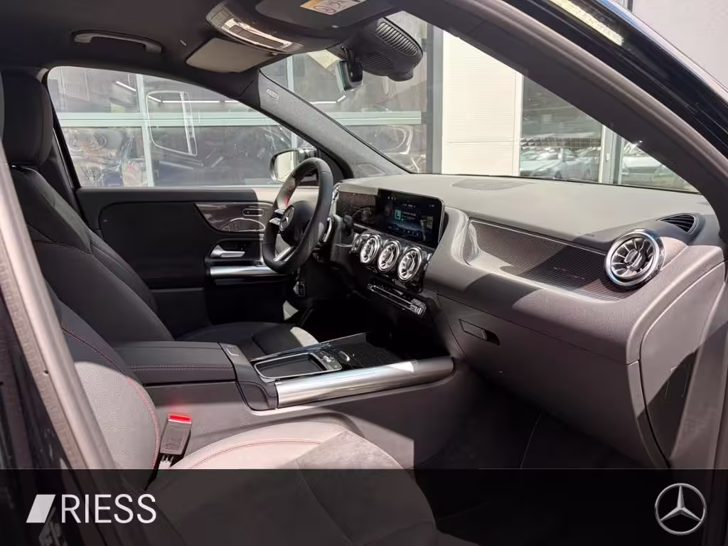 Mercedes-Benz GLA 200 AMG+AHK+19+MULTIBEAM+360°+HANDS-FREE+ GLA 200 - Bild 9