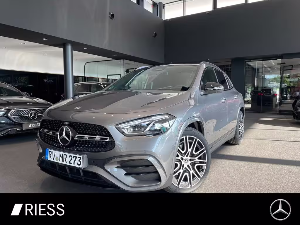 Mercedes-Benz GLA 220 d 4M AMG+PANO+AHK+DISTR+HUD+MULTIBEAM+