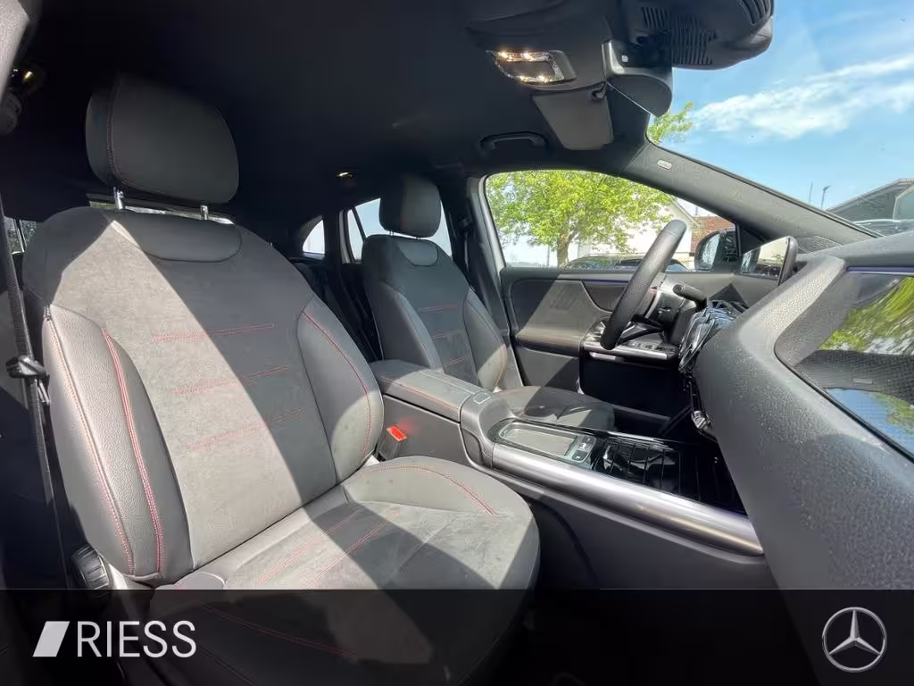 Mercedes-Benz GLA 200 d 4M AMG+AHK+DISTR+MULTIB+360°+THERM+UVM GLA 200 - Bild 11
