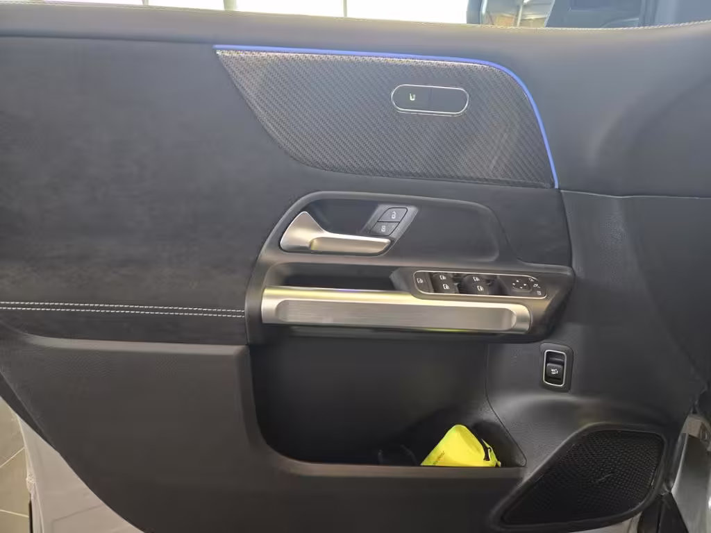 Mercedes-Benz GLB 200 d 360 AHK AUT DynLicht Fernlichtass. LED - Bild 3