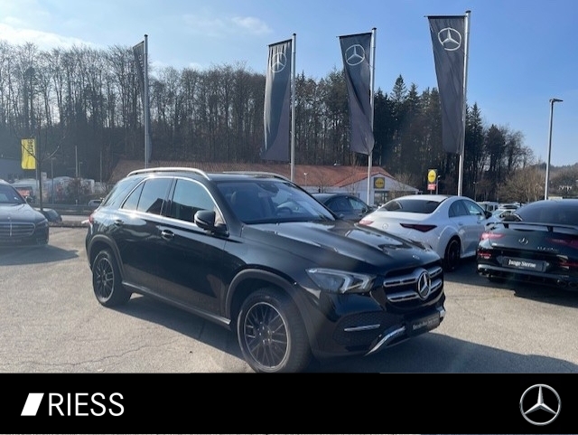 Mercedes-Benz GLE 300 d 4M Navi LED Pano AHK Burmes Ambi Kamera