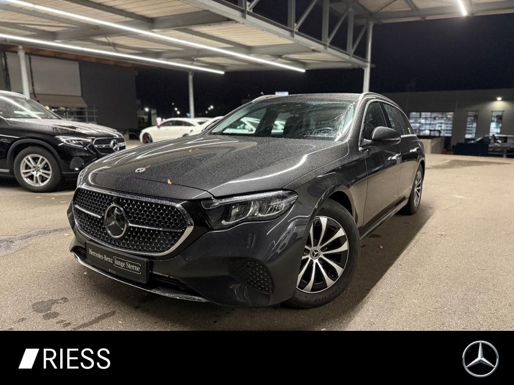 Mercedes-Benz E 220 d T Avantgarde Navi LED Distr WPaket AHK Kamera