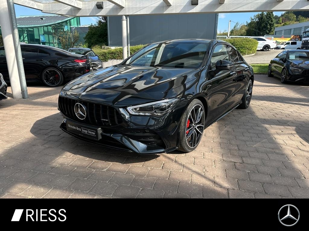 Mercedes-Benz CLA 35 AMG 4M Cp Night Aero Dsitr Pano Perf Sitze