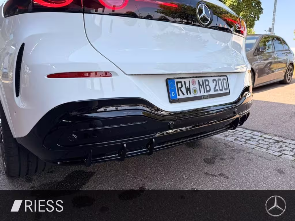 Mercedes-Benz GLC 400 4MATIC elektrisch AHK AUT Akustikglas LM GLC 400 - Bild 18