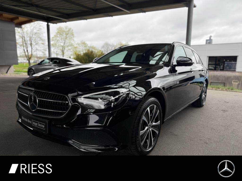 Mercedes-Benz E 300 de 4M T AVANTG HUD SITZKLIMA AHK 360° DISTR