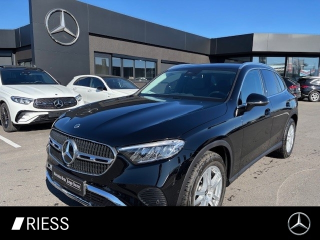 Mercedes-Benz GLC 200 4M Avantgarde Navi LED AHK Ambi Kamera