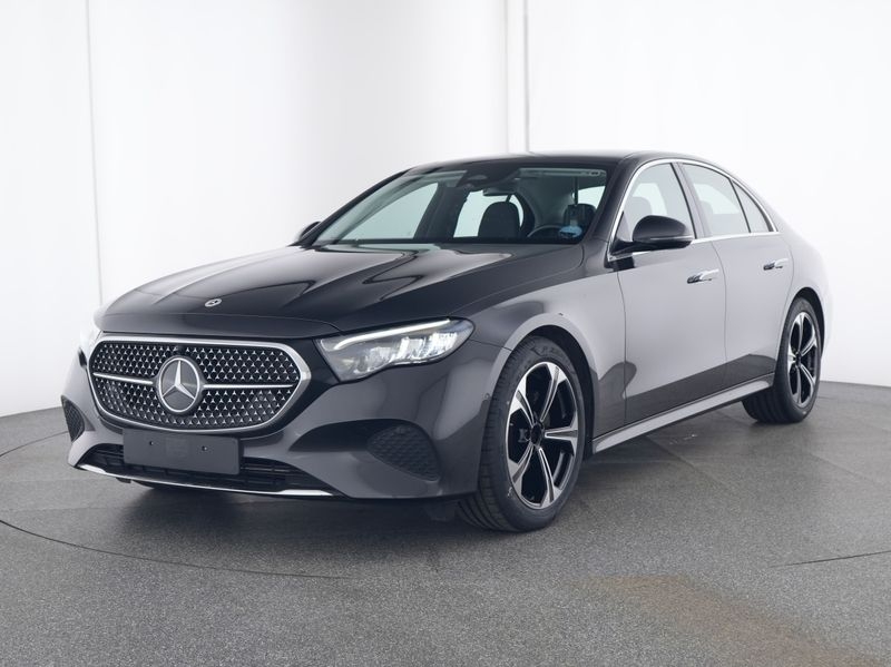 Mercedes-Benz E 220 d Avantgarde Navi LED Pano W-Paket Wide Ambi