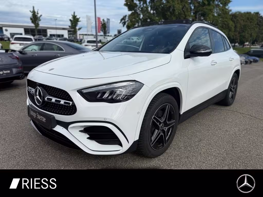 Mercedes-Benz GLA 200 d 4M AMG Sport Night Distr AHK Pano Keyless