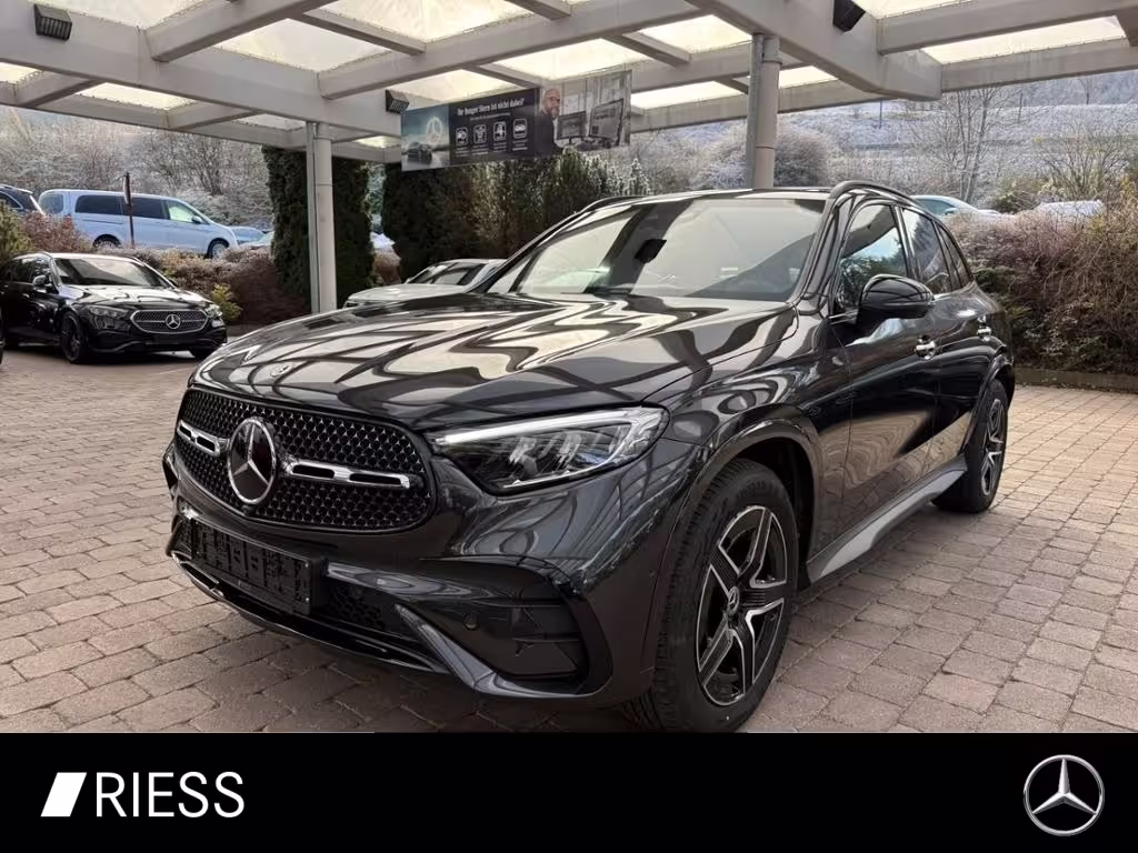 Mercedes-Benz GLC 220 d 4M AMG Sport Night Distr Pano AHK Ambi 19