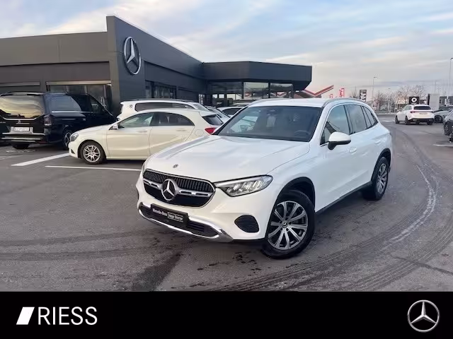 Mercedes-Benz GLC 200 4M Avantgarde Navi LED AHK Keyless Kamera