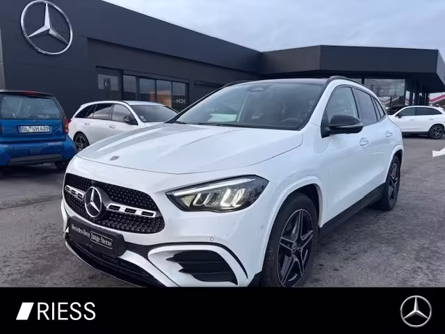 Mercedes-Benz GLA 200 d 4M AMG Sport Night Distr PANO AHK Ambi 360