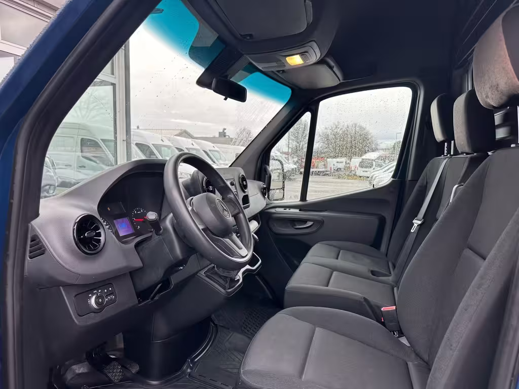 Mercedes-Benz Sprinter 317 CDI KA/3665/L2H2/AHK/DAB/LADERAUMPACKET/RADIO - Bild 12