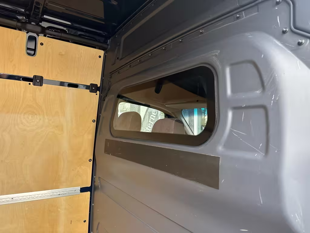 Mercedes-Benz Sprinter 317 CDI KA/3665/L2H2/AHK/DAB/LADERAUMPACKET/RADIO - Bild 8