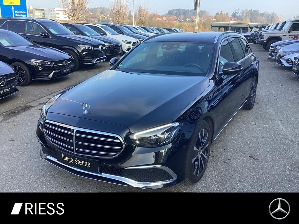 Mercedes-Benz E 400 d T 4M Pano+Fahrass.P+Kamera+PTS+HUD+Mem.