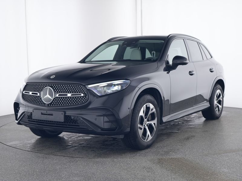 Mercedes-Benz GLC 400 e 4M AMG FAHRASSI PANO AHK NIGHT RFK MEM
