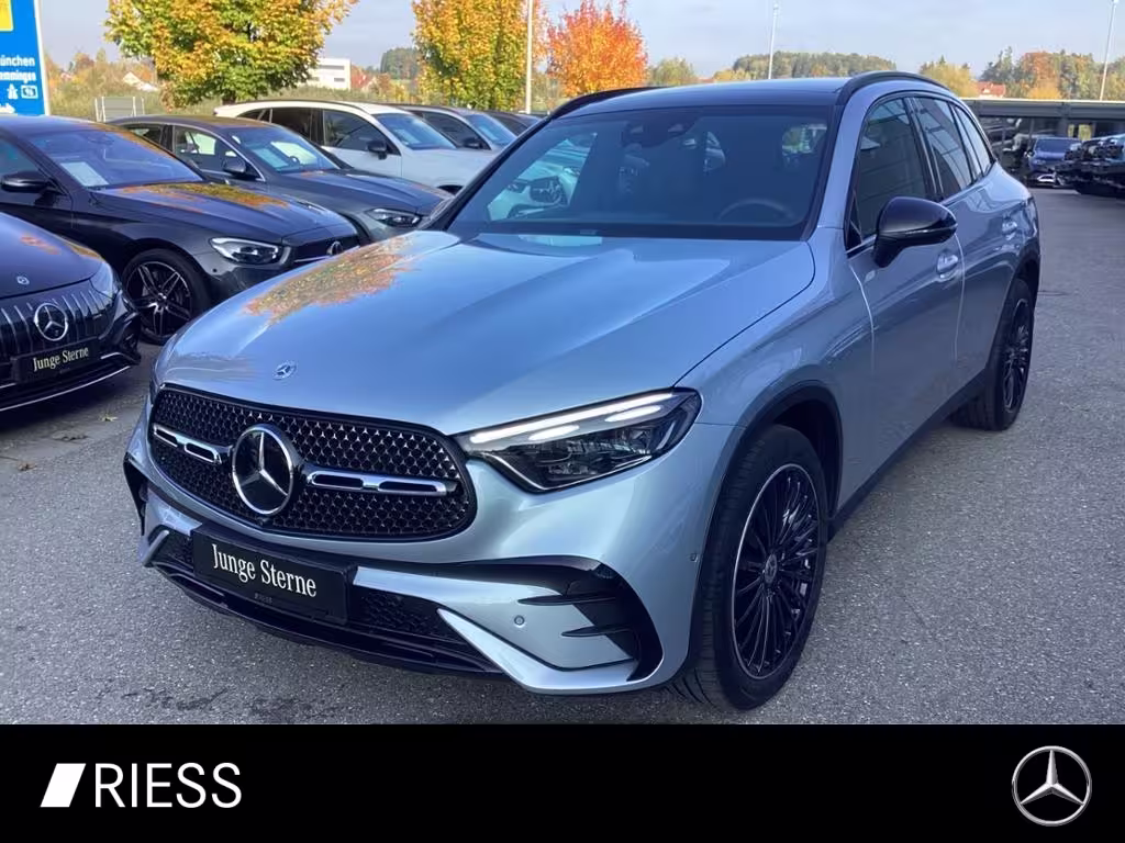 Mercedes-Benz GLC 300 d 4M AMG+Night+AHK+Fahrass.P+Pano+Kamera