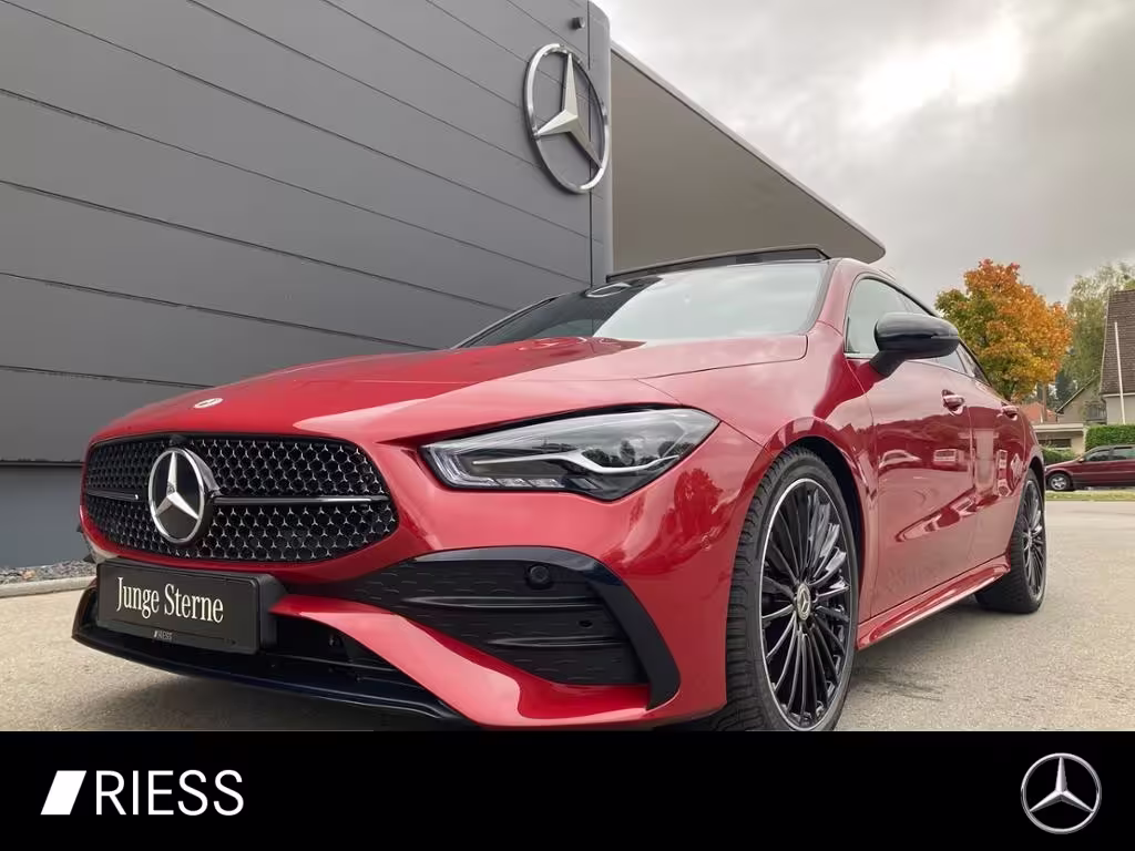 Mercedes-Benz CLA 200 SB AMG PANO NIGHT KEYLESS NAVI CARPLAY