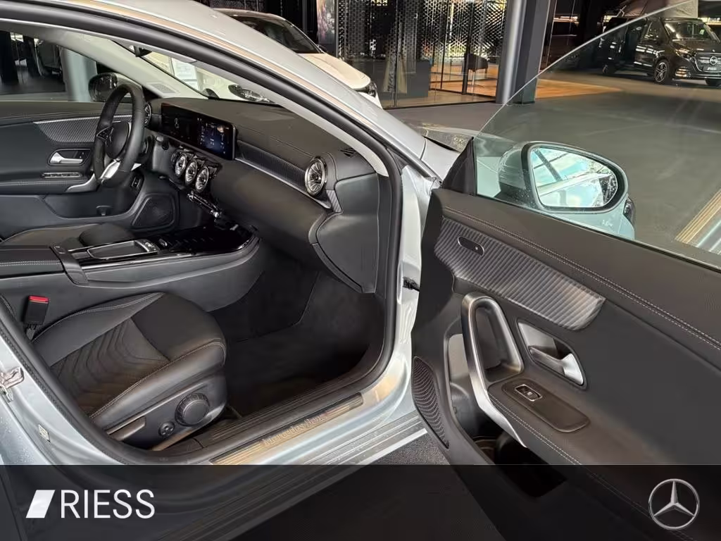 Mercedes-Benz CLA 250 4M Distronic+Mutibeam LED+360°+MBUX+++++ CLA 250 - Bild 16