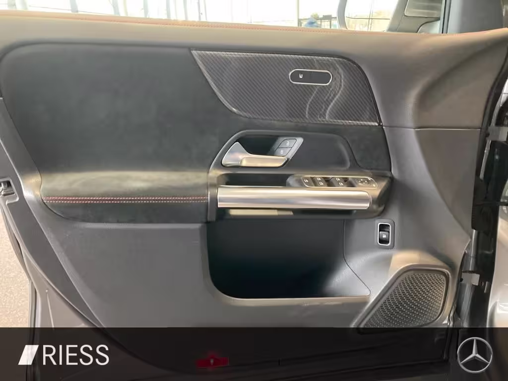 Mercedes-Benz GLA 250 e AMG+19+R-Kam+AHK+8-Gang+Parktronic+ - Bild 10