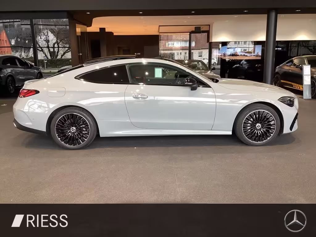 Mercedes-Benz CLE 300 e  AMG BURM NIGHT RFK AMBI+ KEYLESS PANO CLE 300 - Bild 11