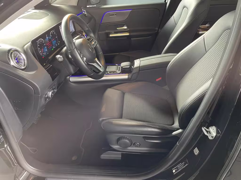 Mercedes-Benz EQA 250 FahrassiPaket+R-Kam+AHK+LED+DC-Lader+18 - Bild 4