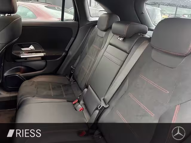 Mercedes-Benz GLA 200 Online Special AMG-LED-KAM- - Bild 10